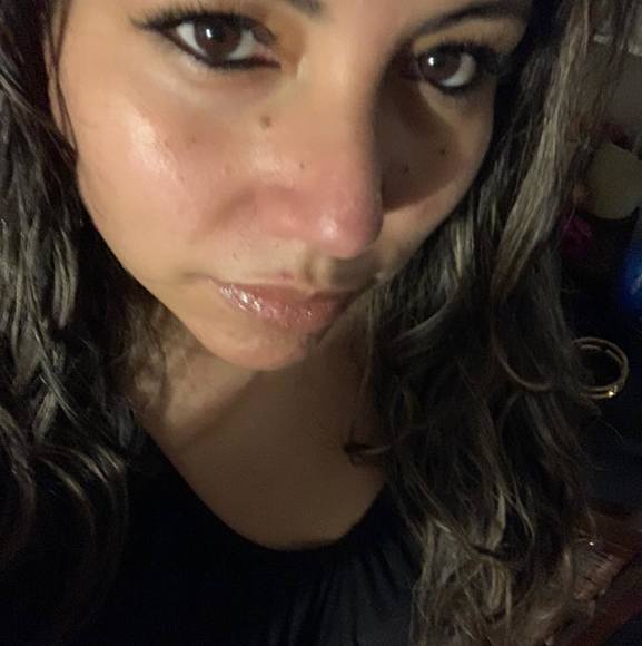 Meet your Posher, Gracia - Picture 1 of 1